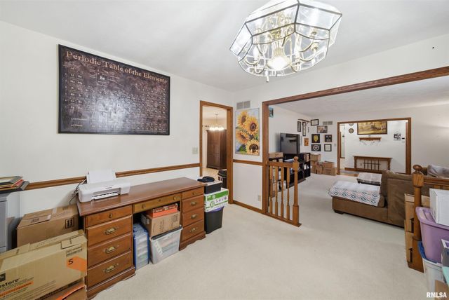 6 WOODHAVEN Court, Metamora, IL 61548