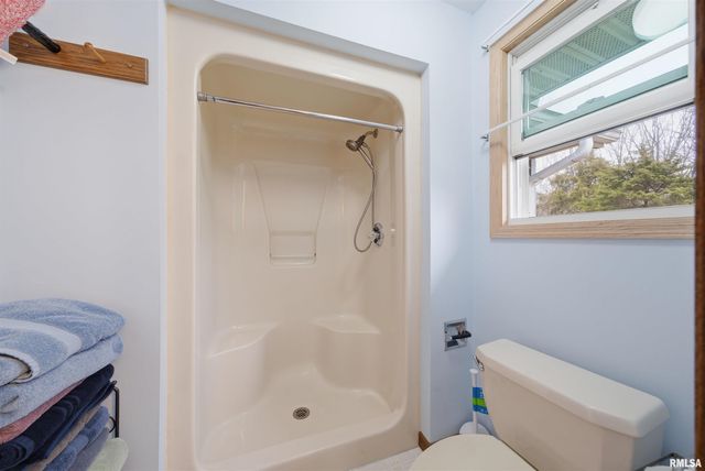 6 WOODHAVEN Court, Metamora, IL 61548