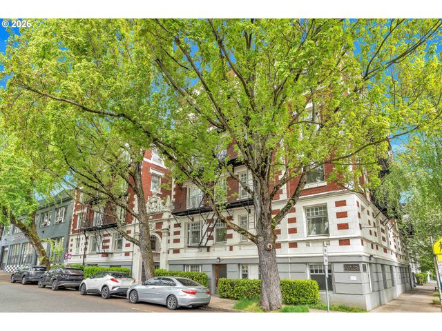 1811 Nw COUCH St 207, Portland, OR 97209