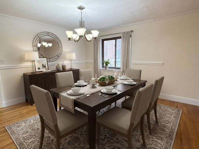 9 Reservoir Rd 1, Brookline, MA 02467