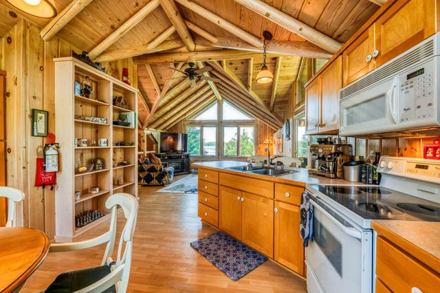 8329 Stump Lake Drive NE, Bemidji, MN 56601