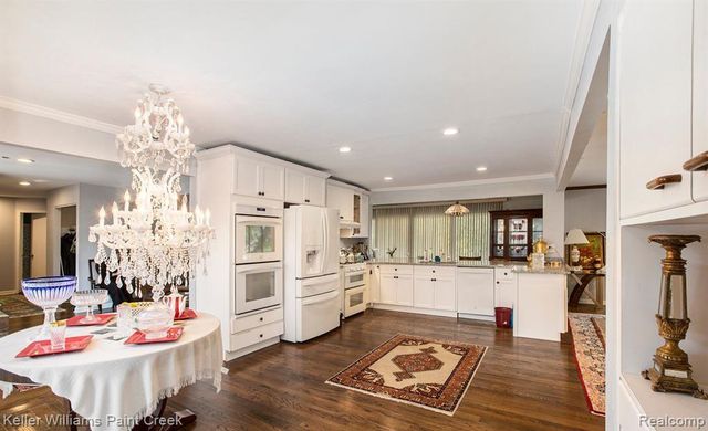 3352 Bloomfield Shore Drive, West Bloomfield Charter Township, MI 48323