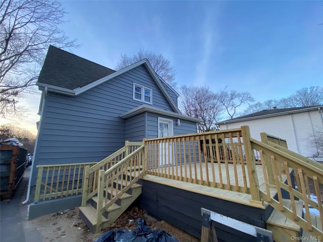 1193 Brookdale Avenue, Bay Shore, NY 11706