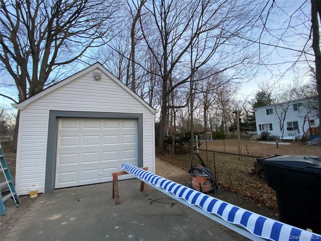 1193 Brookdale Avenue, Bay Shore, NY 11706