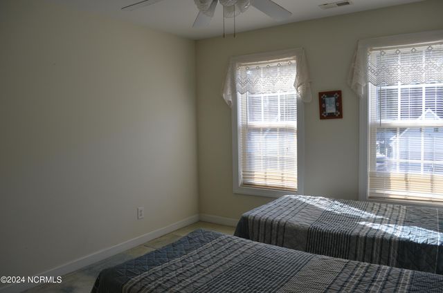 134 Madison Bay Drive, Beaufort, NC 28516
