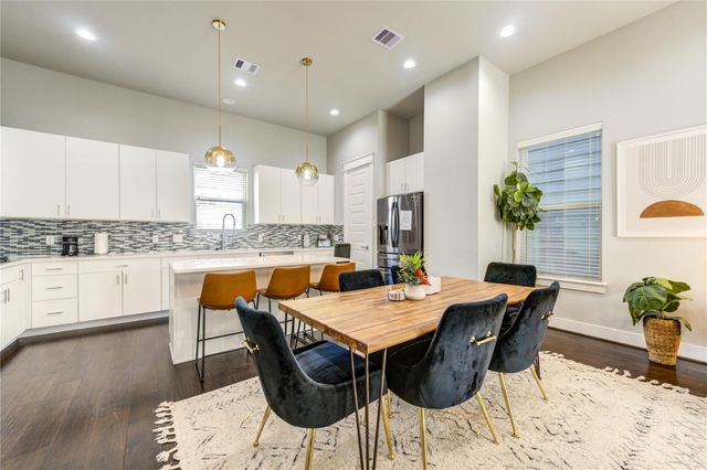 2107 Engelmohr Street B, Houston, TX 77054