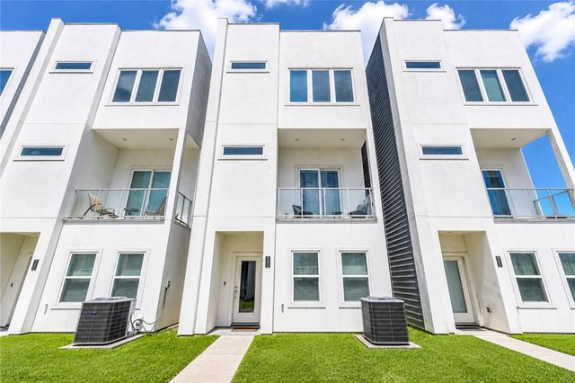 2107 Engelmohr Street B, Houston, TX 77054