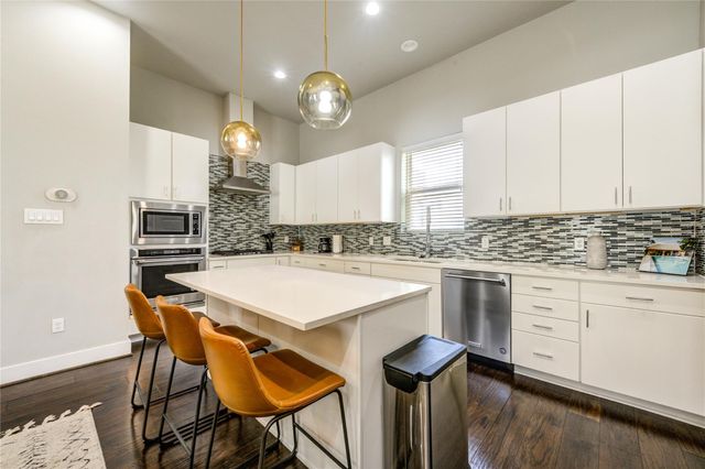 2107 Engelmohr Street B, Houston, TX 77054
