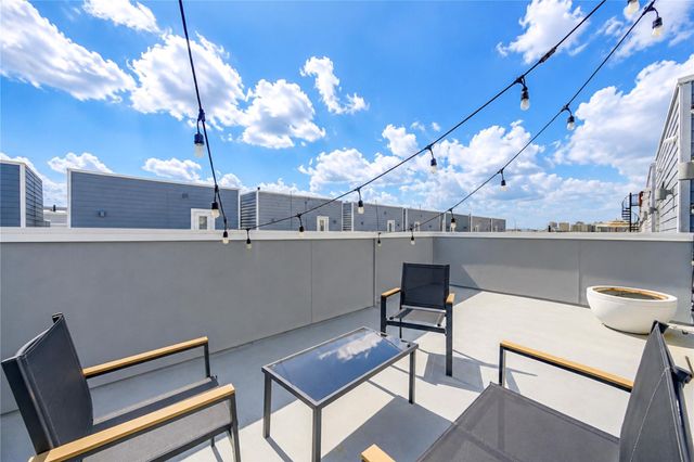 2107 Engelmohr Street B, Houston, TX 77054