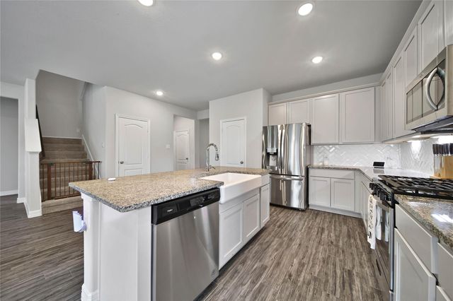 331 Silver Carp Trail, Conroe, TX 77318