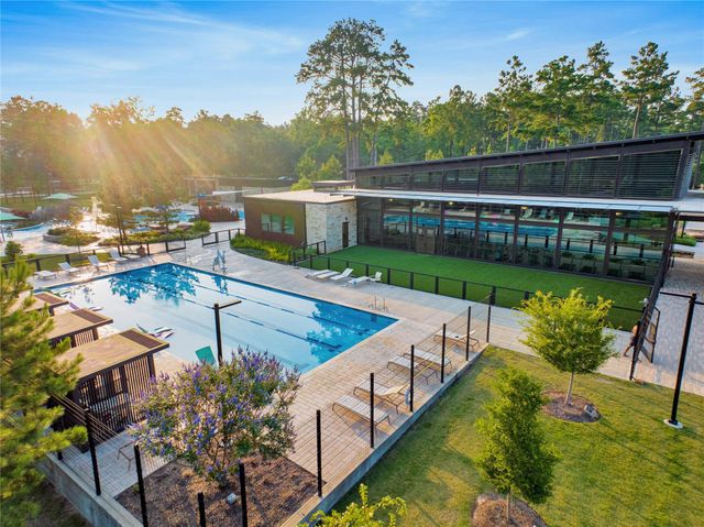 331 Silver Carp Trail, Conroe, TX 77318