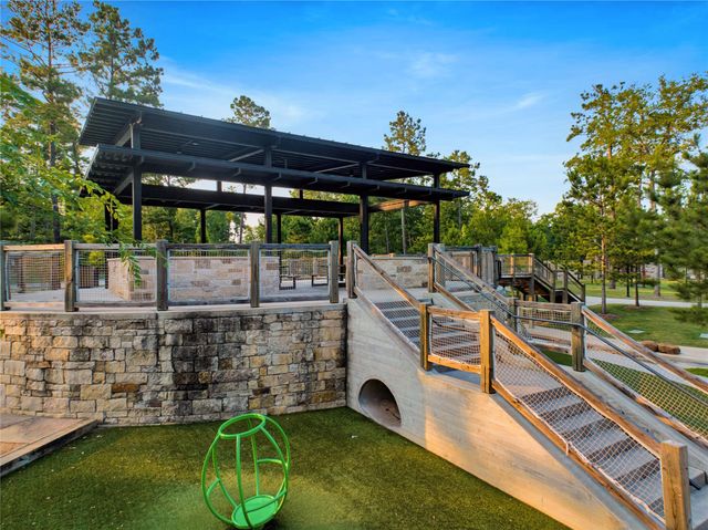 331 Silver Carp Trail, Conroe, TX 77318