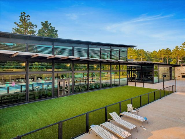 331 Silver Carp Trail, Conroe, TX 77318