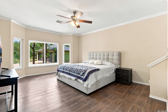 549 ACACIA PKWY, Spring Branch, TX 78070
