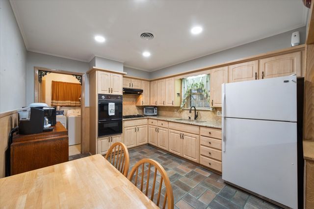 513 N 38th Street, Corsicana, TX 75110