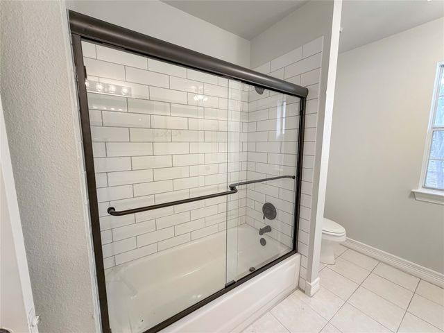 6804 Savannah Lane, Fort Worth, TX 76132