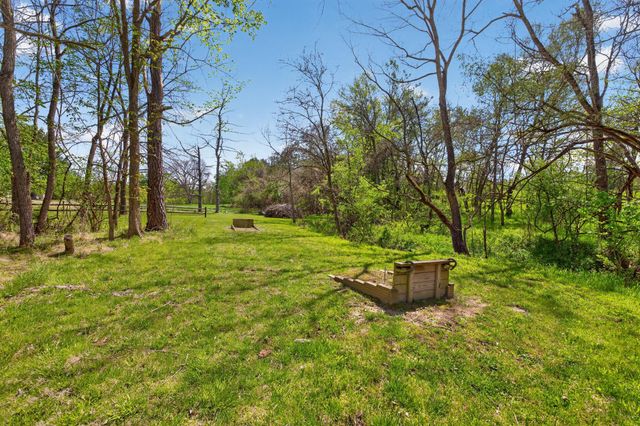 29 S CHURCH ST, Lovettsville, VA 20180