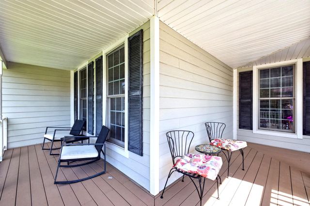 29 S CHURCH ST, Lovettsville, VA 20180