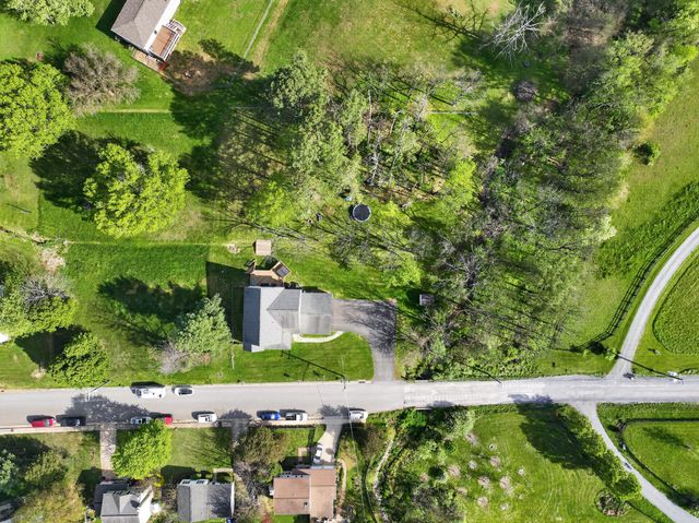 29 S CHURCH ST, Lovettsville, VA 20180