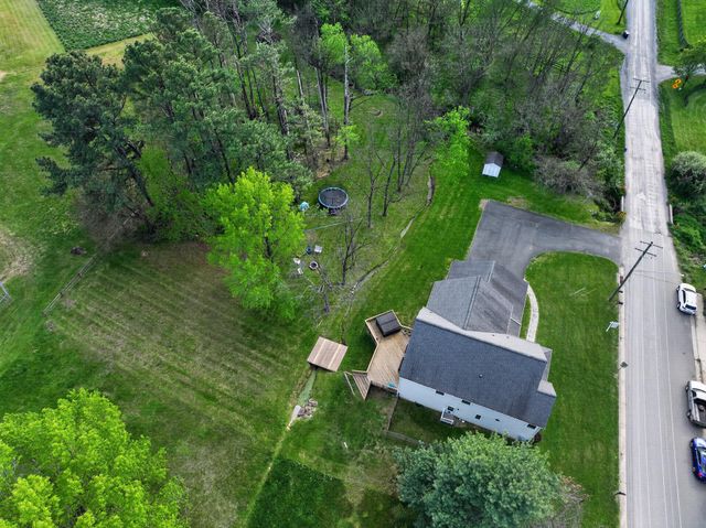 29 S CHURCH ST, Lovettsville, VA 20180