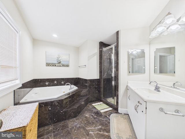 14559 EASTMAN ST, Woodbridge, VA 22193