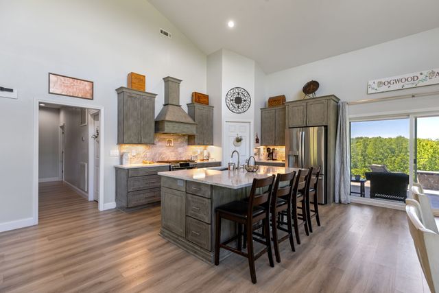 1071 Sycamore Ln, Nunnelly, TN 37137