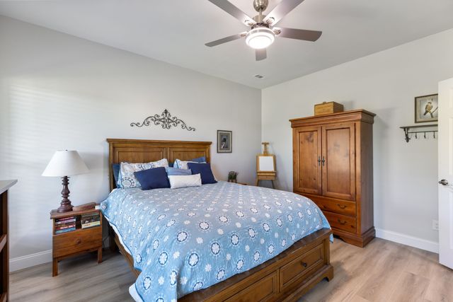 1071 Sycamore Ln, Nunnelly, TN 37137