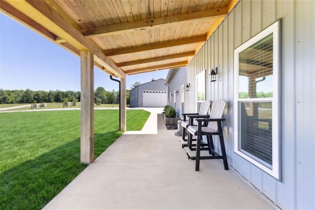 1071 Sycamore Ln, Nunnelly, TN 37137
