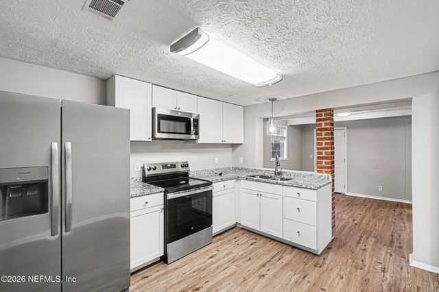 8417 BARRACUDA Road, Jacksonville, FL 32244