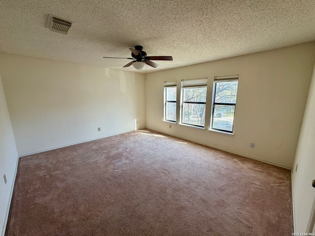 281 Samantha, Schertz, TX 78154