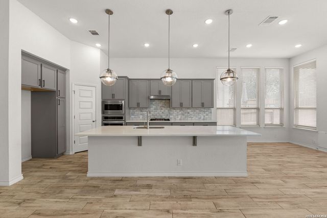 1732 Doubleday Ln, San Antonio, TX 78253