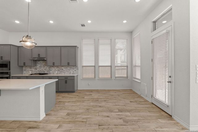 1732 Doubleday Ln, San Antonio, TX 78253