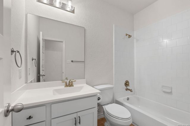 1732 Doubleday Ln, San Antonio, TX 78253