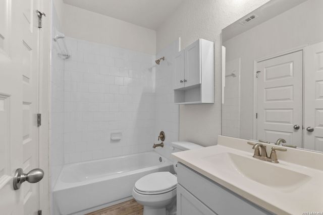 1732 Doubleday Ln, San Antonio, TX 78253