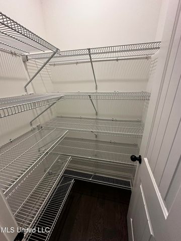 410 Poplar Lane, Holly Springs, MS 38635