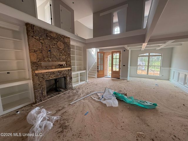 410 Poplar Lane, Holly Springs, MS 38635