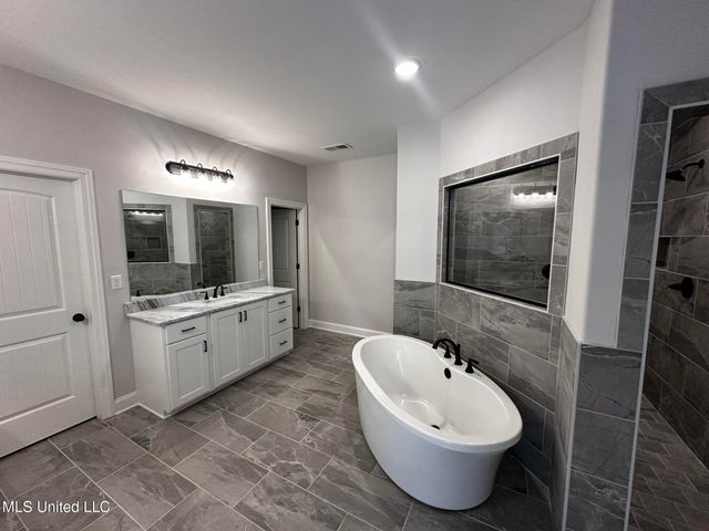 410 Poplar Lane, Holly Springs, MS 38635