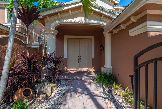 2877 Kinsington Cir 2877, Fort Lauderdale, FL 33332