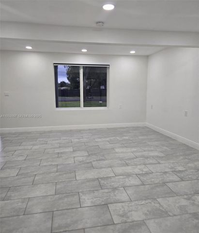 38 Edmund Rd 1, West Park, FL 33023