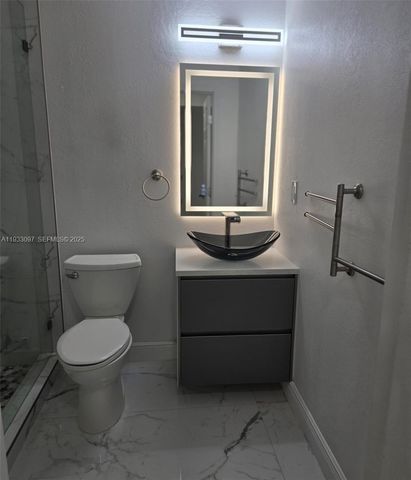 38 Edmund Rd 1, West Park, FL 33023