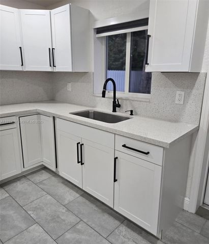 38 Edmund Rd 1, West Park, FL 33023