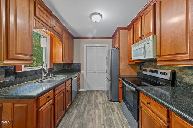 804 Olive Street, Apex, NC 27502