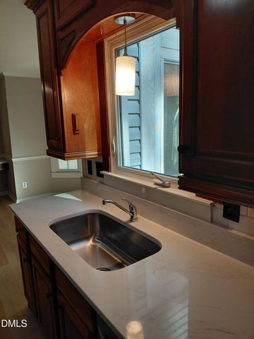 804 Olive Street, Apex, NC 27502
