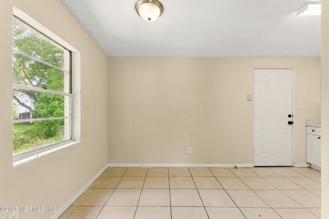 6645 CLEVELAND Road, Jacksonville, FL 32209