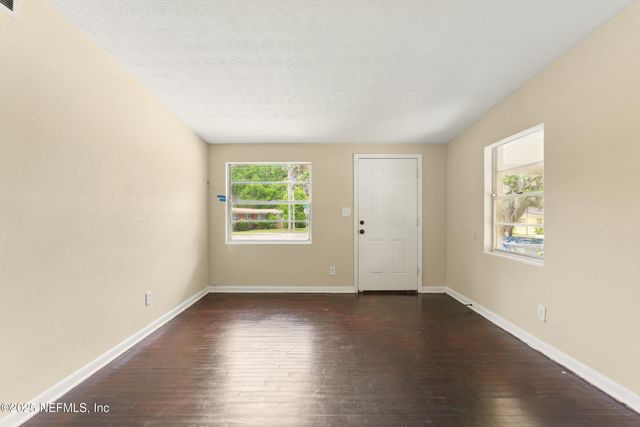 6645 CLEVELAND Road, Jacksonville, FL 32209