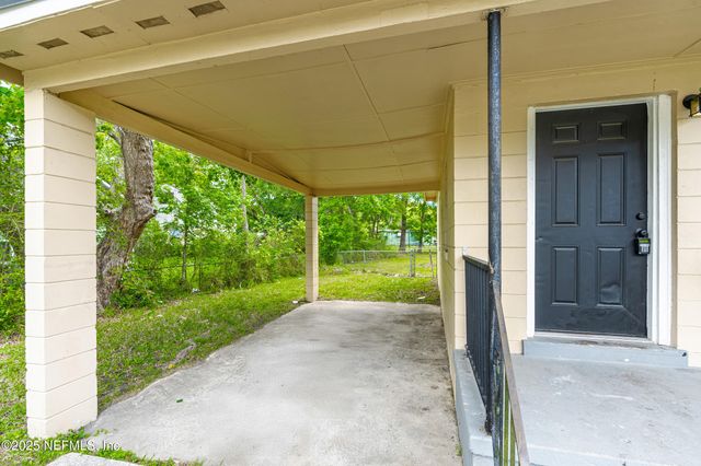 6645 CLEVELAND Road, Jacksonville, FL 32209