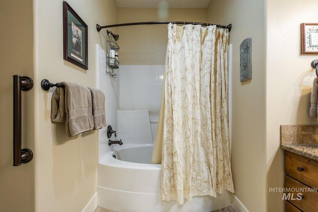 178 E E. Rio Colinas Dr., Meridian, ID 83646
