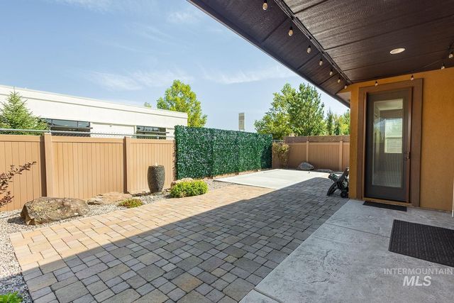 178 E E. Rio Colinas Dr., Meridian, ID 83646