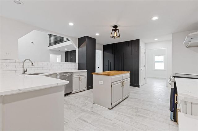 4732 Walnut Bend Drive, Gainesville, GA 30507