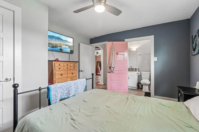 606 E Pecan ST, Taylor, TX 76574